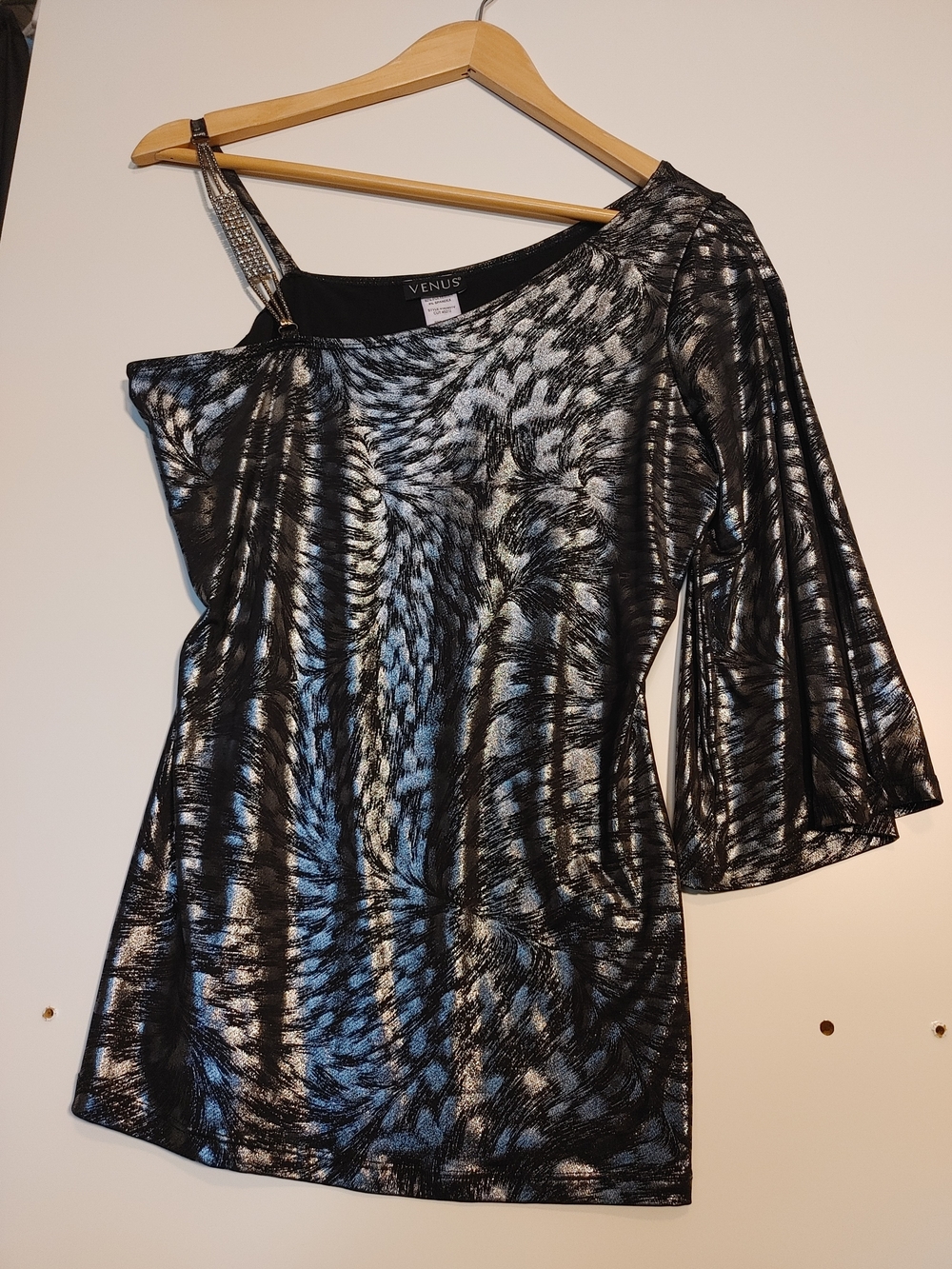VENUS Black One-Shoulder Dress with Silver and Blue Metallic Pattern